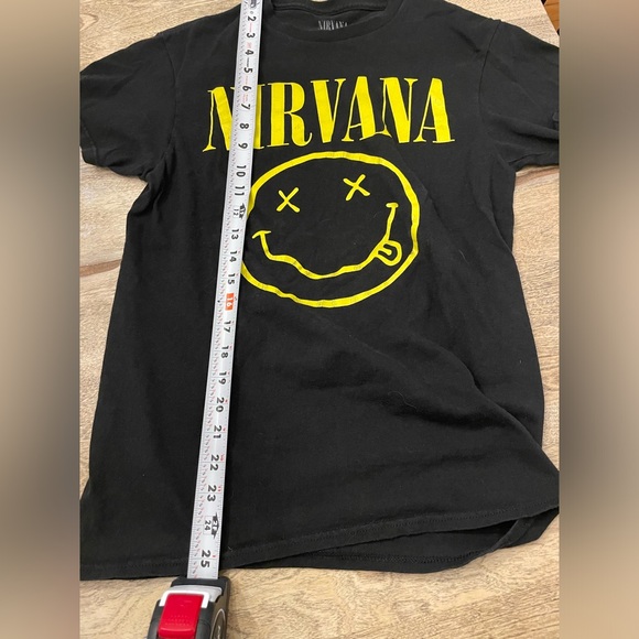 size Small vintage Nirvana branded tshirt (2425) - Picture 2 of 5